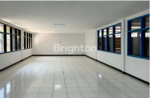 image GUDANG 2 LANTAI SUPER STRATEGIS DI RUNGKUT (3)