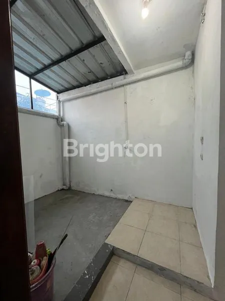image DIJUAL RUMAH 2 LANTAI DI KOMPLEK AMAN DAN STRATEGIS DI BOJONG KONENG KOTA BANDUNG DENGAN ONE GATE SYSTEM - VIEW KOTA DAN PEGUNUNGAN (6)
