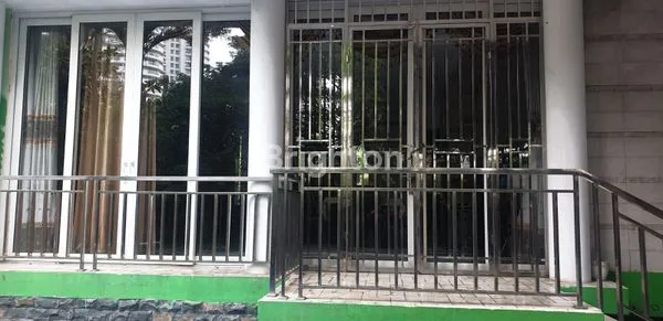 TOWNHOUSE SPRINGHILL SUNTER KEMAYORAN