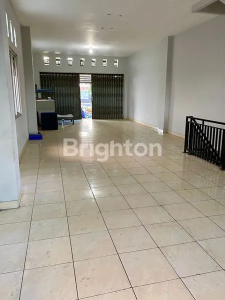 image RUKO 3 LANTAI DI DAERAH STRATEGIS DAN RAMAI  (2)