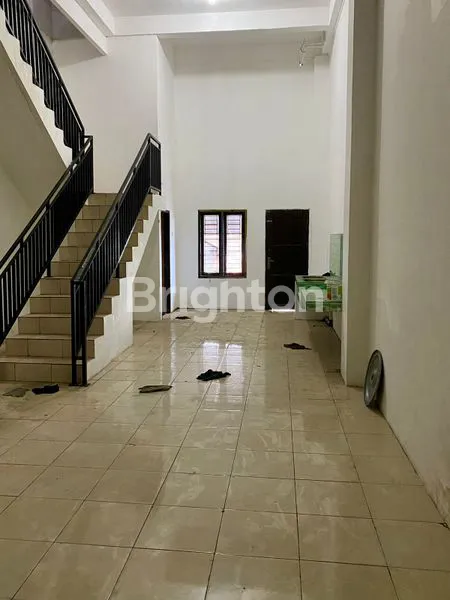 image RUKO 3 LANTAI DI DAERAH STRATEGIS DAN RAMAI  (5)