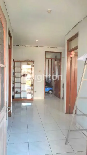 image RUMAH USAHA 2 LANTAI STRATEGIS 179M2 DI SAYAP LENGKONG BANDUNG (6)