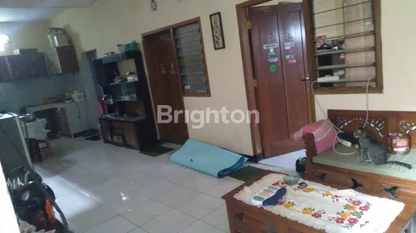 image RUMAH LOKASI STRATEGIS COCOK UNTUK KOS DAERAH BUNGA BUNGA, KOTA MALANG (4)