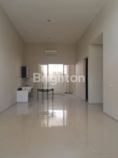 image RUMAH DI PALMA CLASSICA SEMI FURNISH  (2)