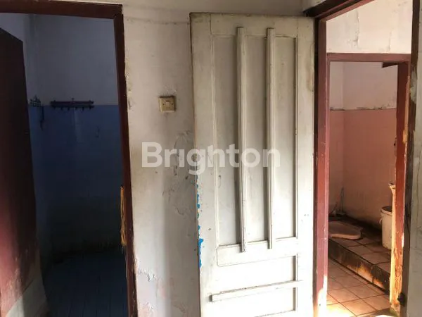 image RUMAH DI PUSAT KOTA SOLO (7)