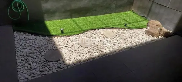 image RUMAH DI JEMURSARI TIMUR 3 LANTAI ADA ROOFTOP  (6)