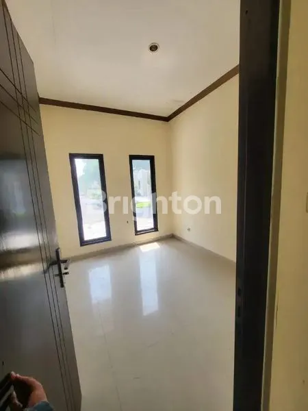 image RUMAH DI CITRALAND ROYAL PARK JUAL RUGI (4)