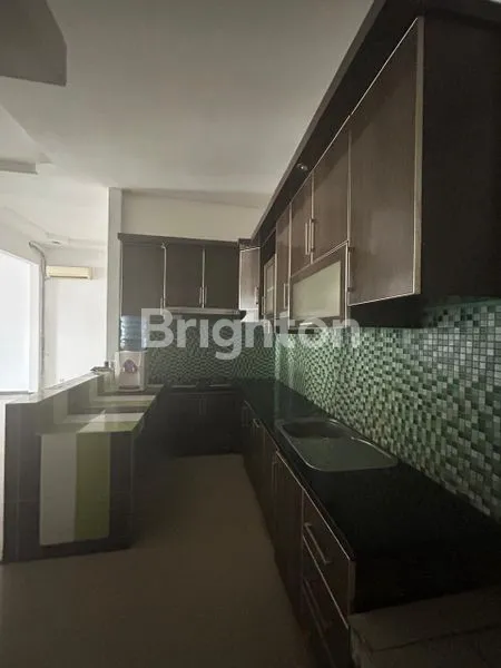 image RUMAH MEWAH 2 LANTAI 4KT DI HARAPAN INDAH - SHM SIAP HUNI (4)