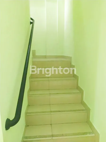 image RUKO BAGUS 4,5 LANTAI STRATEGIS DI PUSAT KERAMAIAN PONDOK GEDE COCOK UNTUK BISNIS, USAHA, KANTOR DI JATIWARINGIN, PONDOK GEDE, BEKASI (7)