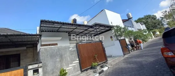 image RUMAH MODER MINIMALIS.SELANGKAH DARI NUSA DUA.BERANDA GARDEN MUMBUL.BALI (1)