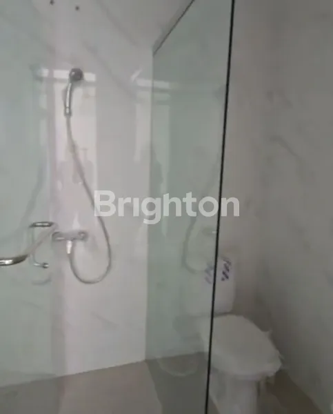 image RUMAH MUNGIL BERKUALITAS NEW GRESS 100% KUTISARI INDAH DEKAT UNIV PETRA SIWALANKERTO FRONTAGE AYANI JEMURSARI PRAPEN PLAZA MARINA RUNGKUT SIER (6)