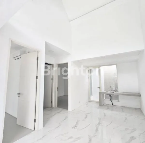 image RUMAH 2 LANTAI SIAP HUNI DI NORTHWEST PARK CITRALAND - HIGH CEILING (6)