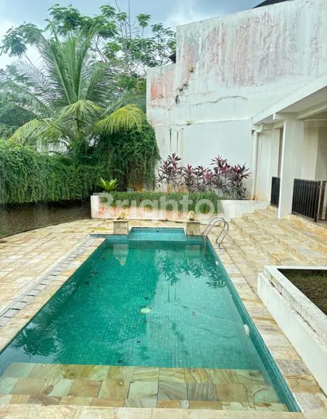 image RUMAH MEWAH THE HILL DISEWAKAN (1)