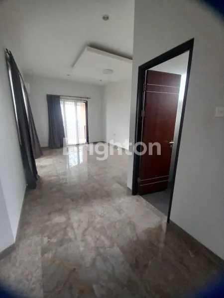 image VILLA 2 LANTAI UNFURNISHED DENGAN PRIVATE POOL DIAREA PADONAN CANGGU  (7)