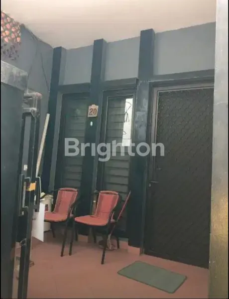 image RUMAH 2 LANTAI DI JAKARTA PUSAT. (5)