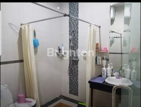 image RUMAH 3 LANTAI SIAP HUNI PERUMAHAN SUNTER PODOMORO, SUNTER-JAKARTA UTARA (3)