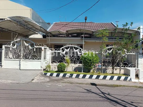 image RUMAH MANYAR REJO FULL FURNISH SIAP HUNI ROW JALAN 3 MOBIL  (1)