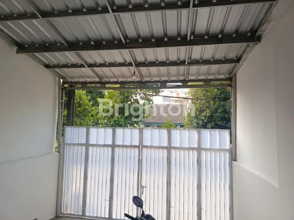 image RUMAH SIAP HUNI 2 LANTAI TAMAN RATU JAKARTA BARAT (2)