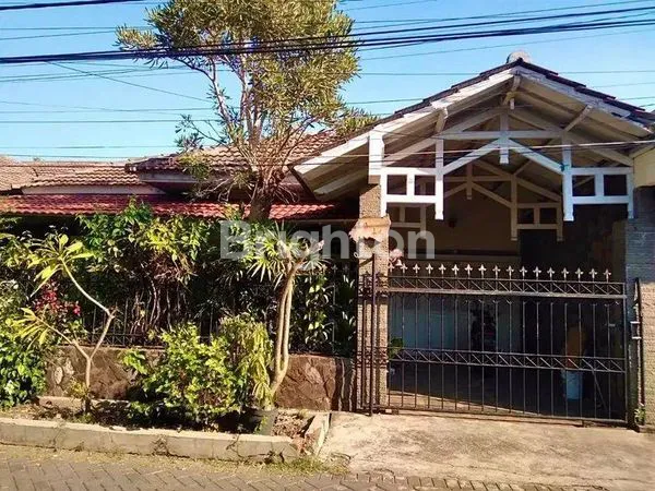 image RUMAH MANYAR INDAH HUNIAN NYAMAN (1)