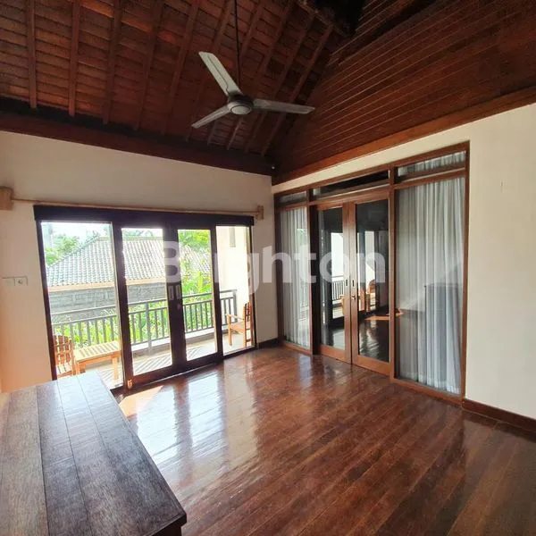 image VILLA CANTIK 2BR – LOKASI STRATEGIS DI TUMBAK BAYUH, PERERENAN (5)