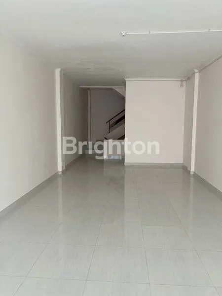 image RUKO 3 LANTAI DISEWAKAN GATSU TENGAH (2)