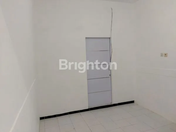 image RUMAH SIAP HUNI DEKAT JALAN NASIONAL (6)