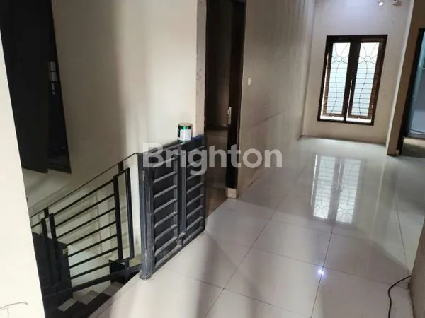 image RUMAH DEKAT BANDARA SOETA (8)