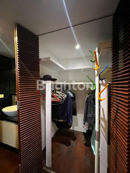 image DISEWAKAN RUMAH LUAS + PAVILIUN DI TUKAD BATANGHARI – DENPASAR SELATAN  (5)