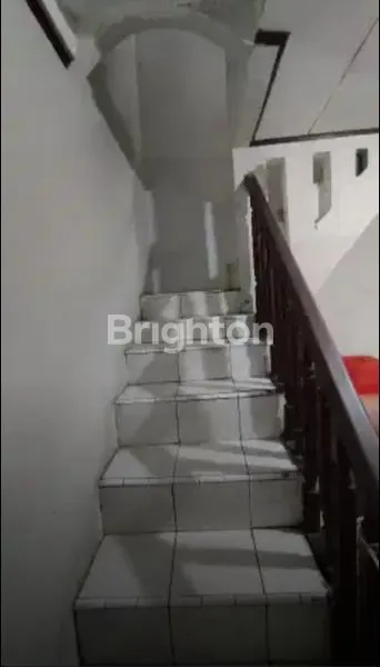 image RUMAH 2 LANTAI DI JEMBATAN 7 RAWALUMBU BEKASI (5)