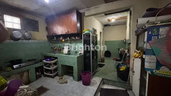 image RUMAH STRATEGIS 1 LANTAI DI KOMPLEK PLN JAKARTA PUSAT, SHM (5)