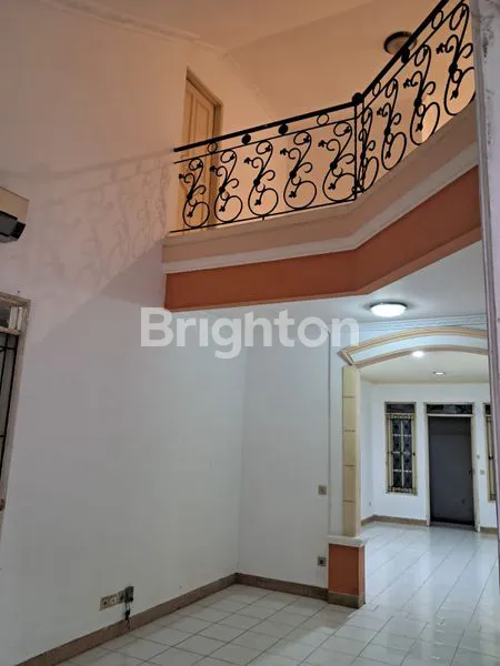 image TAMAN IMAM BONJOL, LIPPO KARAWACI TANGERANG (2)