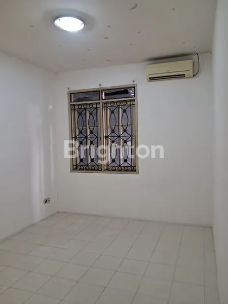 image TAMAN IMAM BONJOL, LIPPO KARAWACI TANGERANG (5)