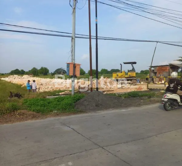 image TANAH PREMIUM 2850M² DEKAT JIIPE & TOL MANYAR GRESIK (1)