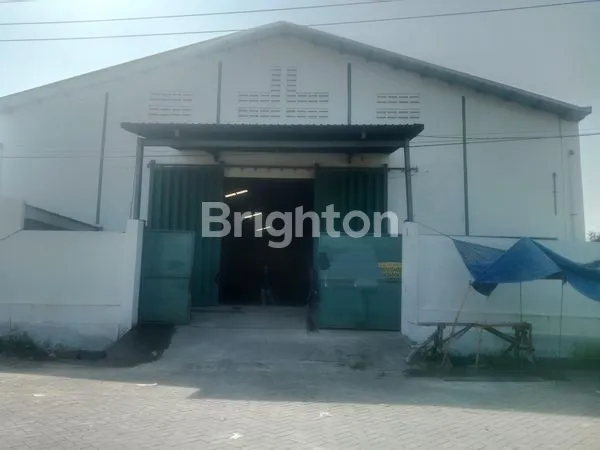 image GUDANG BARU GRESS SIAP HUNI LOKASI SANGAT STRATEGIS (1)