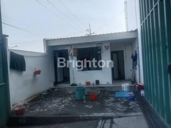 image GUDANG BARU GRESS SIAP HUNI LOKASI SANGAT STRATEGIS (3)