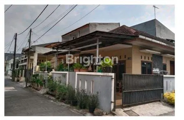 image RUMAH SIAP HUNI LOKASI STRATEGIS  DI KOMPLEK MASNAGA JAKASAMPURNA (5)