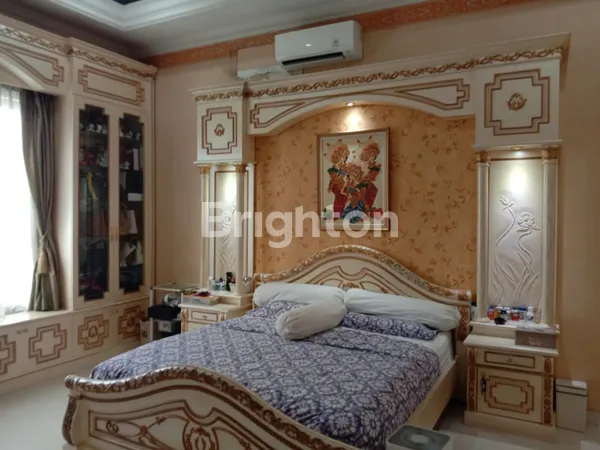 image RUMAH MEWAH 3 LANTAI DI PIK JAKARTA UTARA FULL FURNISH ADA KOLAM RENANGNYA (6)