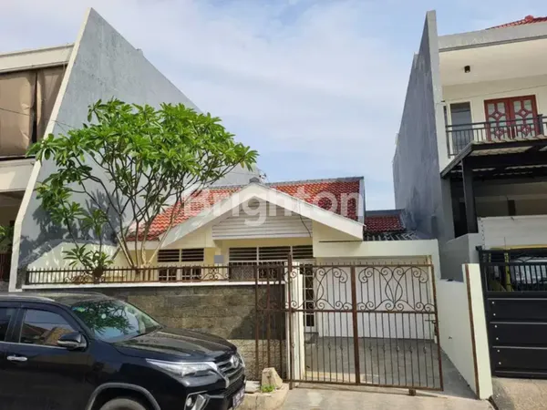 image  RUMAH DEKAT TANJUNGSARI, DEKAT SUKOMANUNGGAL, DEKAT KEN 88 DARMO HARAPAN INDAH  (1)