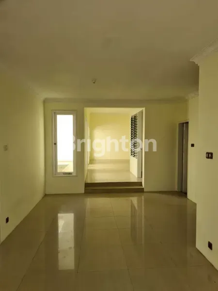 image  RUMAH DEKAT TANJUNGSARI, DEKAT SUKOMANUNGGAL, DEKAT KEN 88 DARMO HARAPAN INDAH  (3)