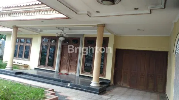 image RUMAH MEWAH 10KT DI DANAU SEMAYANG, TENGGARONG - LT 637M² (2)
