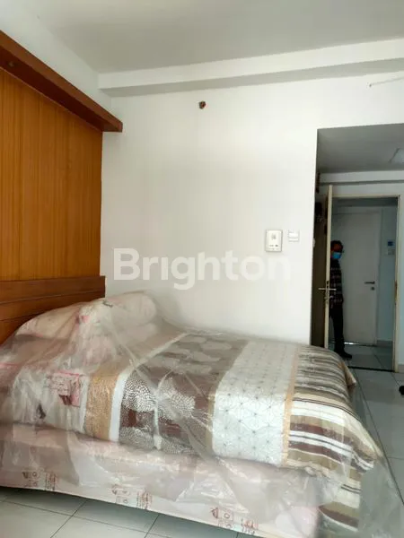 image DISEWAKAN SIAP HUNI FURNISHED APARTEMEN BERKELEY UNIVERSITAS CIPUTRA CITRALAND (2)