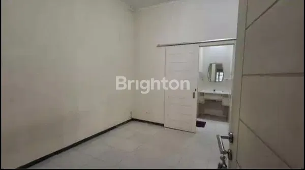 image RUMAH SEMI FURNISH JUAL/SEWA RIVERSIDE MALANG (6)