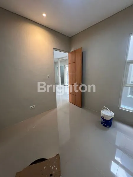 image DISEWAKAN RUMAH DUKUH KUPANG TIMUR (7)