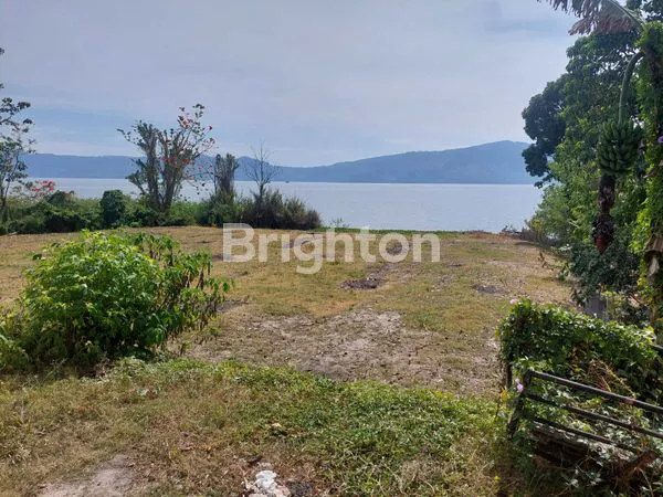 TANAH SAMOSIR DEKAT TOBA BEACH