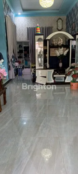 image RUMAH DI KOMPLEK GOLDEN GAPERTA POSISI DI PINGGIR PASAR HARGA 850.000.000 (3)