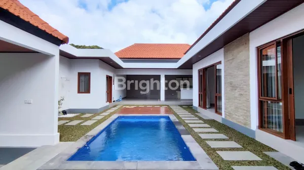 image BRAND NEW VILLA IN KEROBOKAN SPACIOUS AND COMFORTABLE IN A QUIET AREA (1)