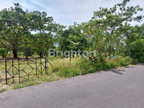 image TANAH LUAS MENGHADAP DANAU TOBA (1)