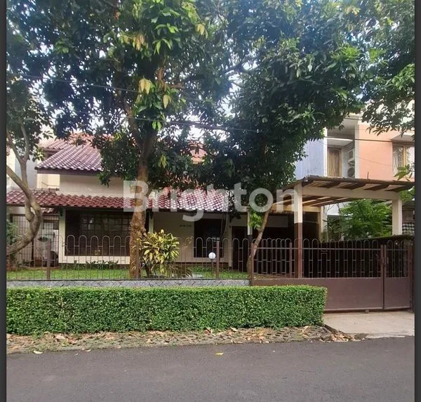 image RUMAH MEWAH KAWASAN STRATEGIS DI BINTARO  (1)