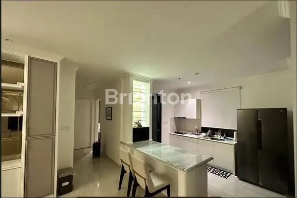 image LLOYD ALAM SUTERA APARTMENT SEMI FURNISHE (3)