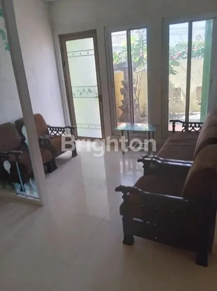 image RUMAH RENON 2 LANTAI 5 KAMAR FULL FURNISH  TENGAH KOTA DENPASAR BALI (5)